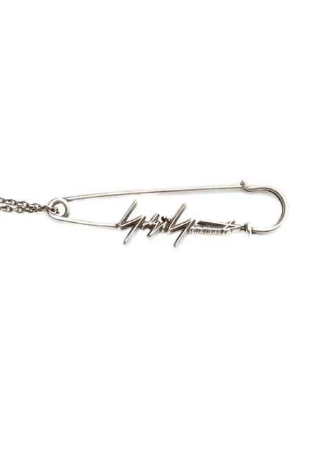 Silver logo-pendant necklace Yohji yamamoto - men YOHJI YAMAMOTO | HPA089651